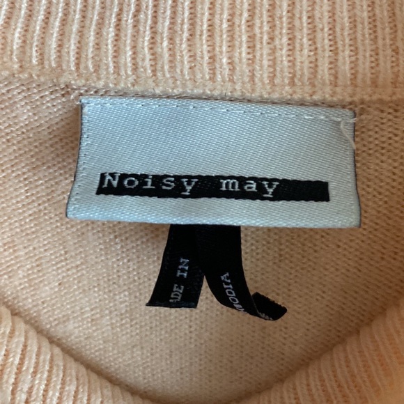 Noisy May Soft Pink Sweater Size Small - Picture 4 of 8